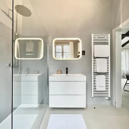 Charming Loft In Venetian