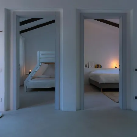 Charming Loft In Venetian Vila *